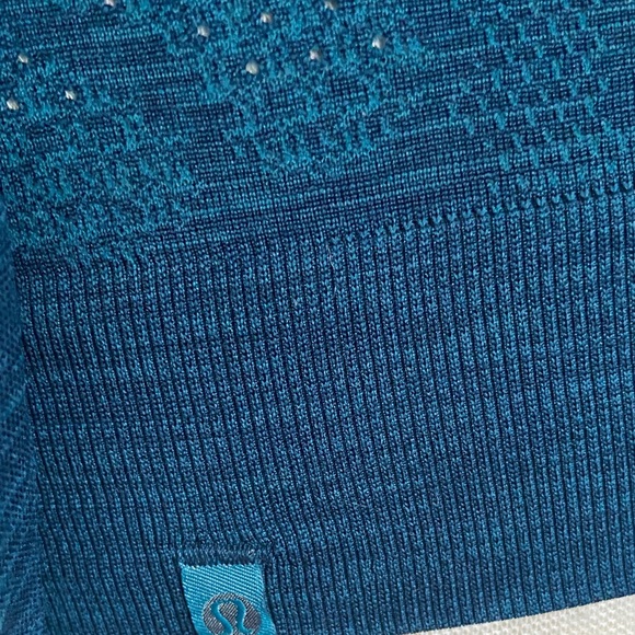 lululemon athletica Swiftly Breathe Vented Camo Tech Long-sleeve Crew Small NEW - Picture 8 of 14